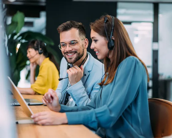 Ondersteun je klantcontactteam met direct visueel inzicht. Met 123meekijken kijk je live mee tijdens het gesprek, overleg je makkelijker en zet je sneller de juiste oplossing in gang.