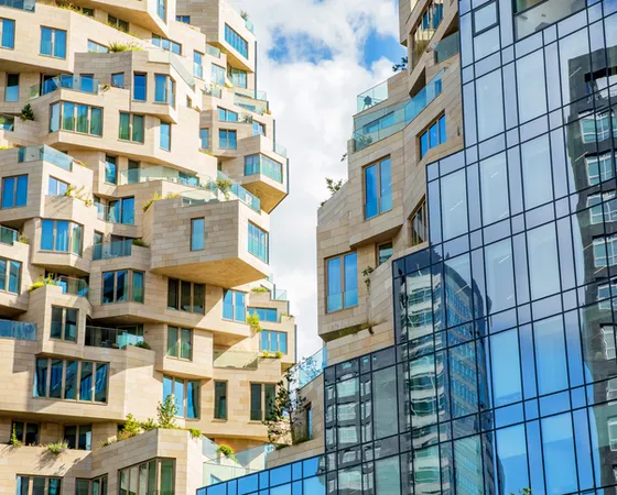 Beheer en onderhoud van vastgoed vraagt om snelle diagnose en duidelijke afstemming. Met 123meekijken kijk je direct mee op afstand en plan je gerichter onderhoud en service.